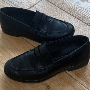 Ecco Black Leather Slip-On Penny Loafers, Womens 5-5.5